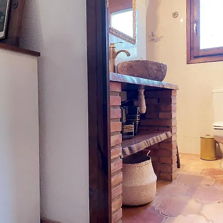 Dos Calas - Bonita De Estilo Rustico Y Piscina De Agua Salada بيت للعطل *