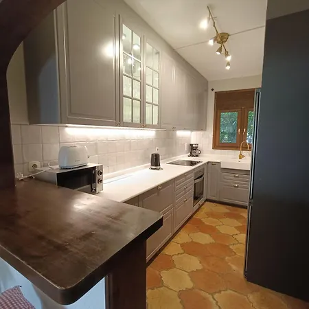 Dos Calas - Bonita De Estilo Rustico Y Piscina De Agua Salada بيت للعطل