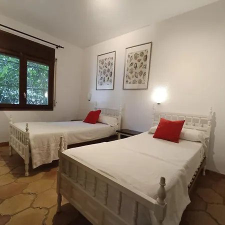 Dos Calas - Bonita De Estilo Rustico Y Piscina De Agua Salada بيت للعطل